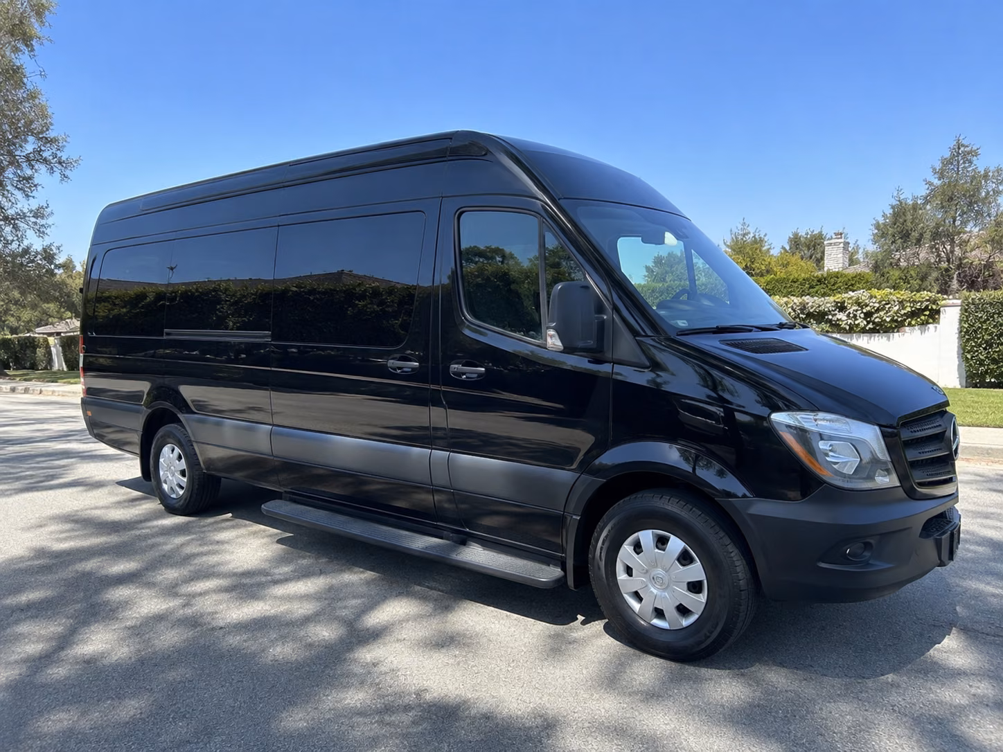 find the perfect transportation for your next wedding 1