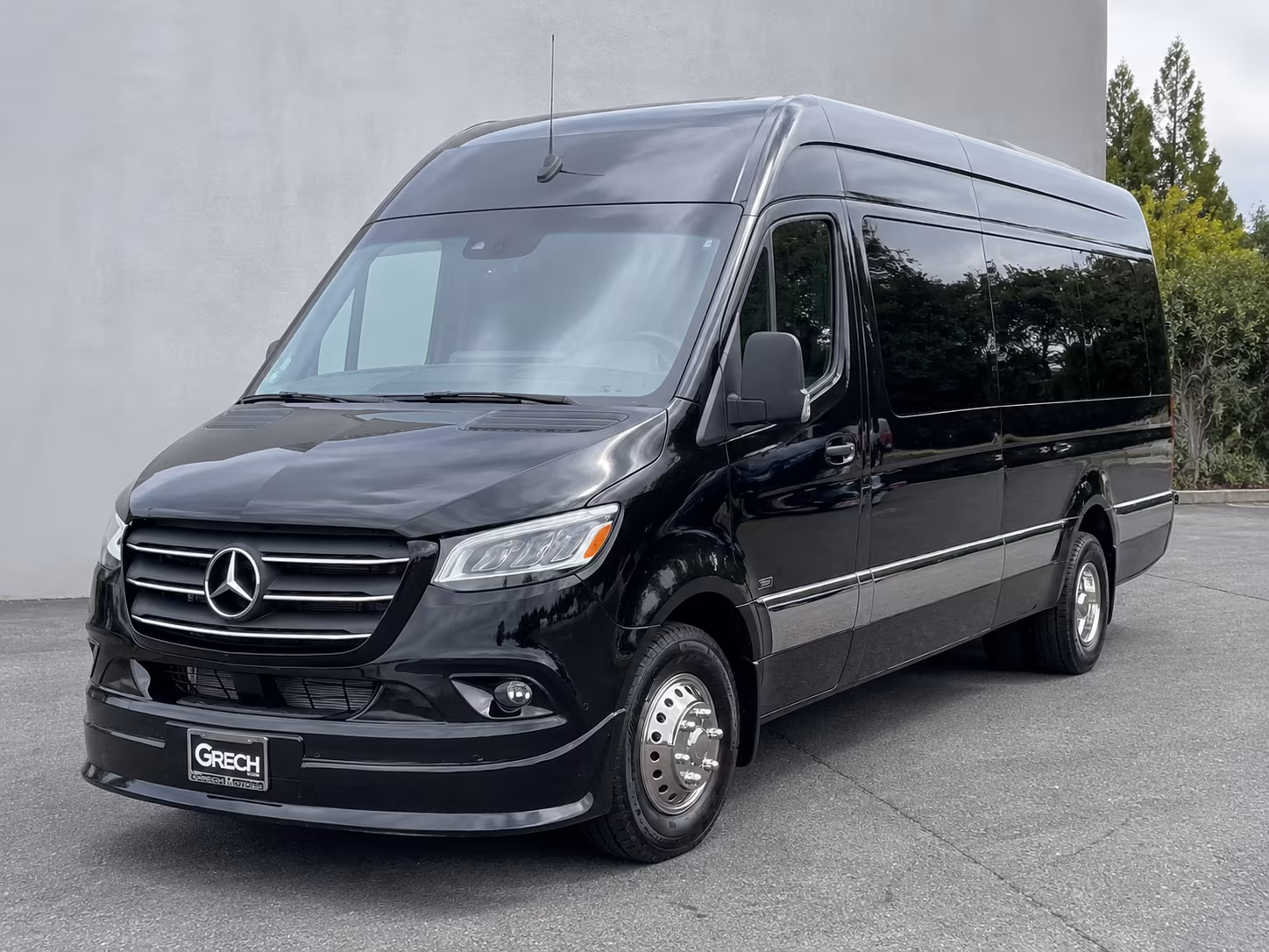 find the perfect transportation for your next wedding 5
